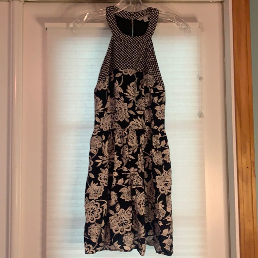 American Eagle Black Floral Dress Size 2